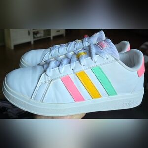 Sz 4 Big Kids ADIDAS GRAND COURT 2.0 WHITE LEATHER Low Lace Up, Casual Shoes